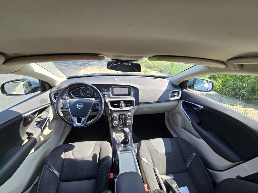 Volvo v40 1.6 D 2013 klimatyzacja