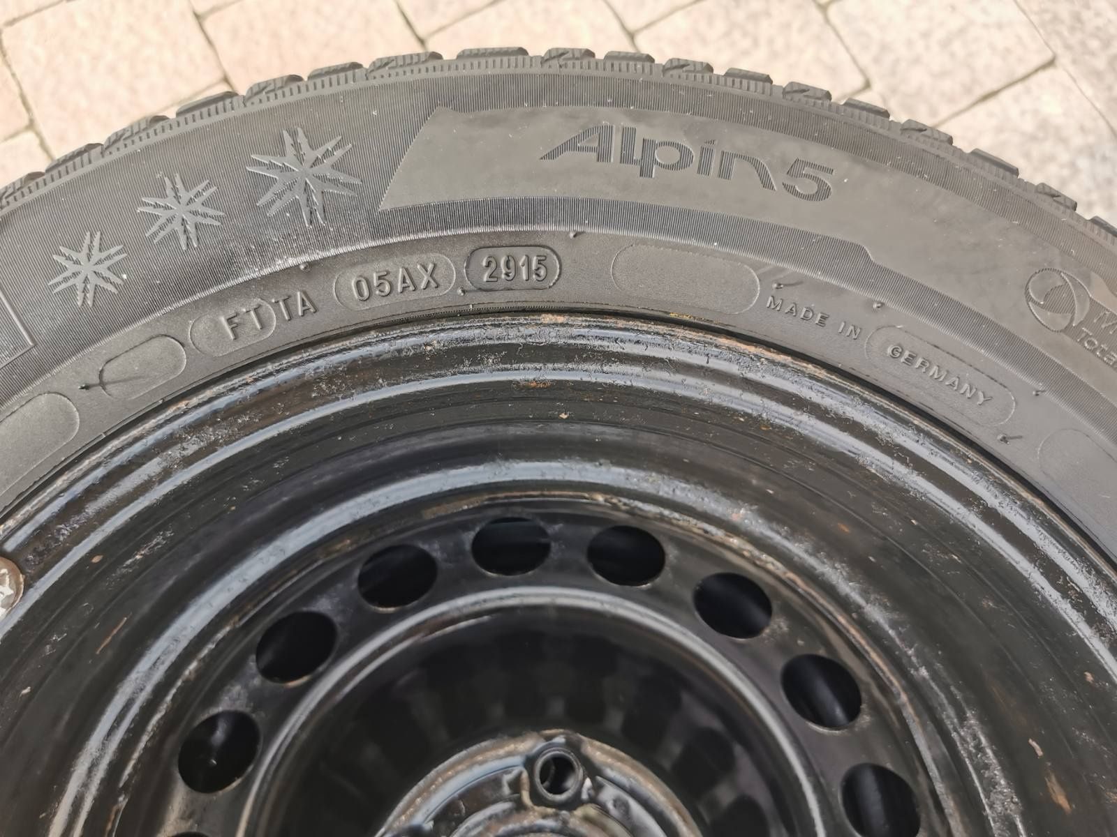 Зимова резина з дисками MICHELIN Alpin5 195/65 R15