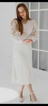 Нарядна сукня біла