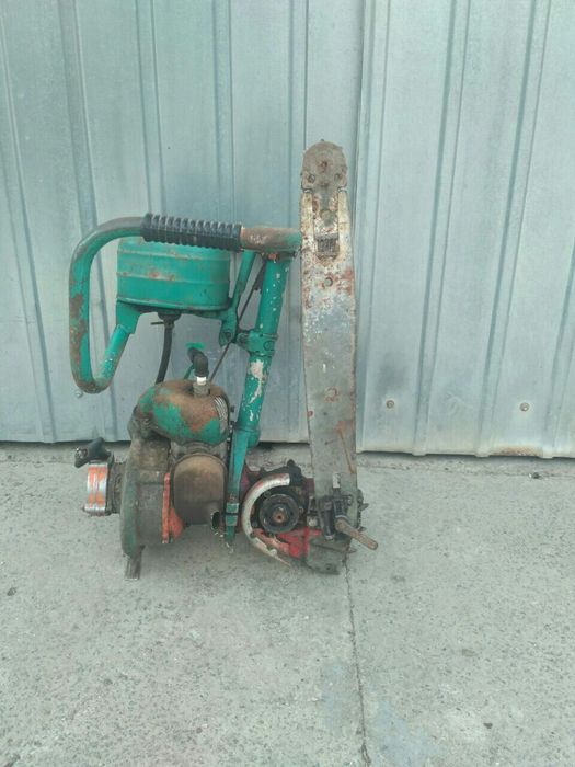 Бензопила.                                                    .