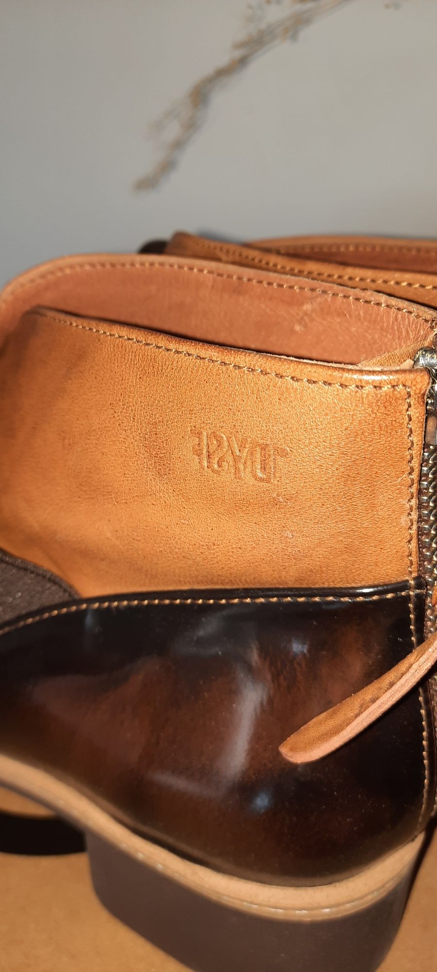Botas novas Dysfuncional