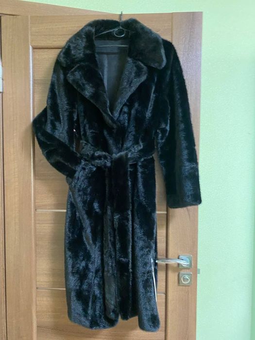 Продам Шубу Эко- Норка