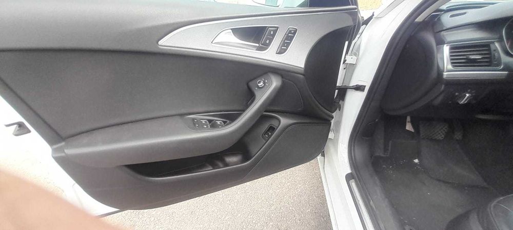 Audi A6 avant, 2.0 TDI 177cv, acidentada, a circular