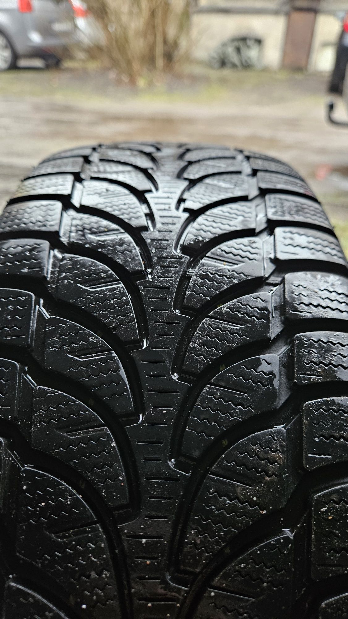 Koła, felgi, opony Kia Sportage II, 215/65 R16 Bridgestone, Uniroyal