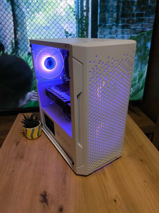 Komputer Gamingowy Ryzen 5 3600/RX 6600 8GB/16GB RAM/1TB SSD/Wi-Fi/Gw.