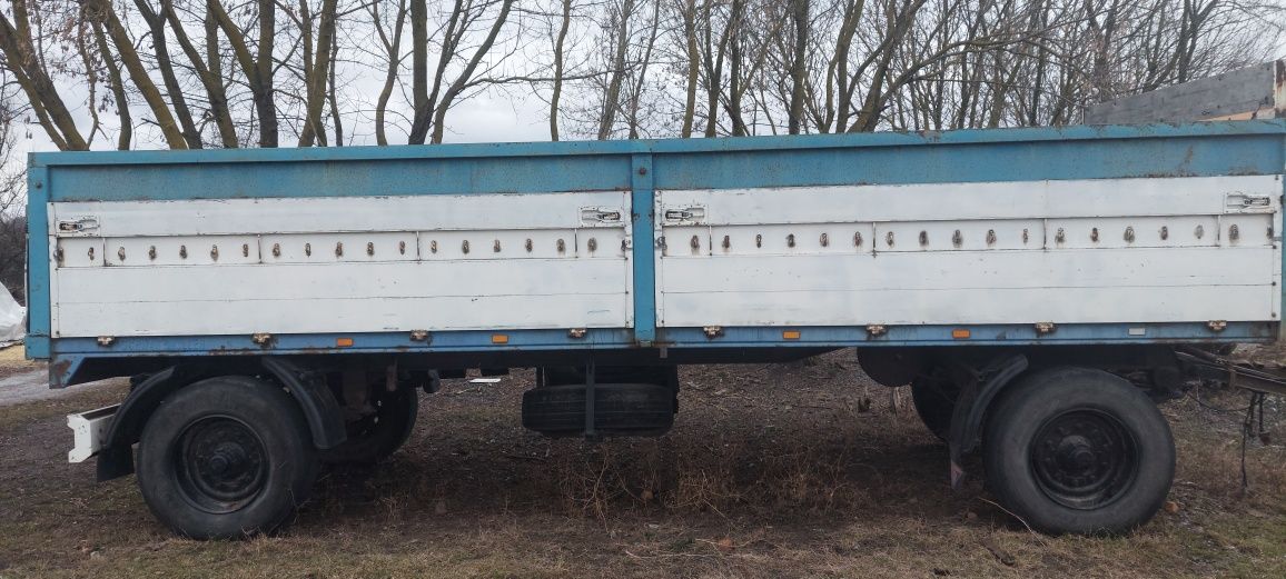 Причіп Schwarzmuller