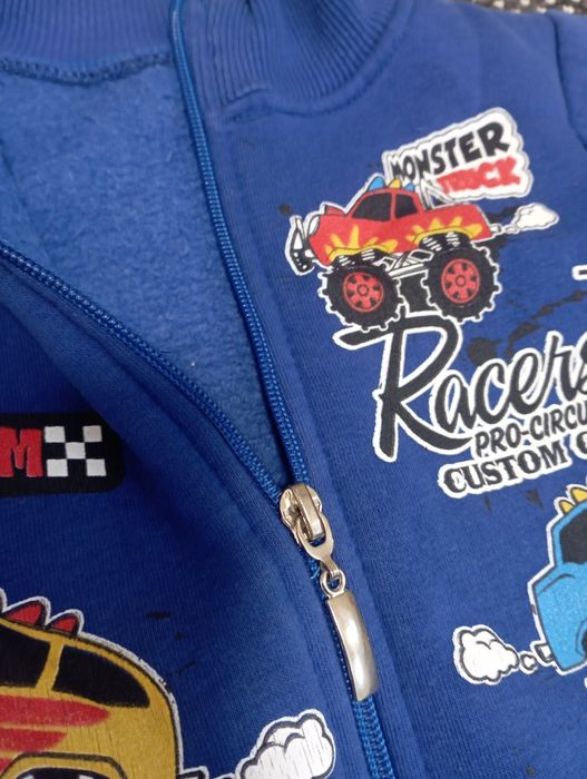 Теплая кофта, свитер 92 р. на мальчика