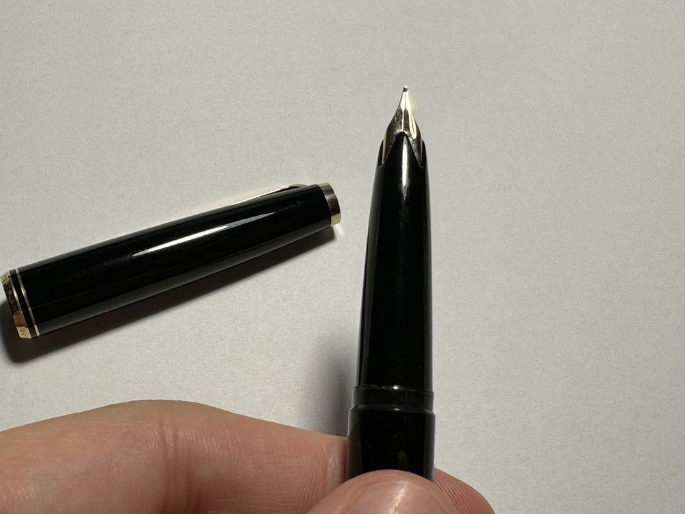 Чорнильна ручка Montblanc 221(22) 14k 585 extra fine