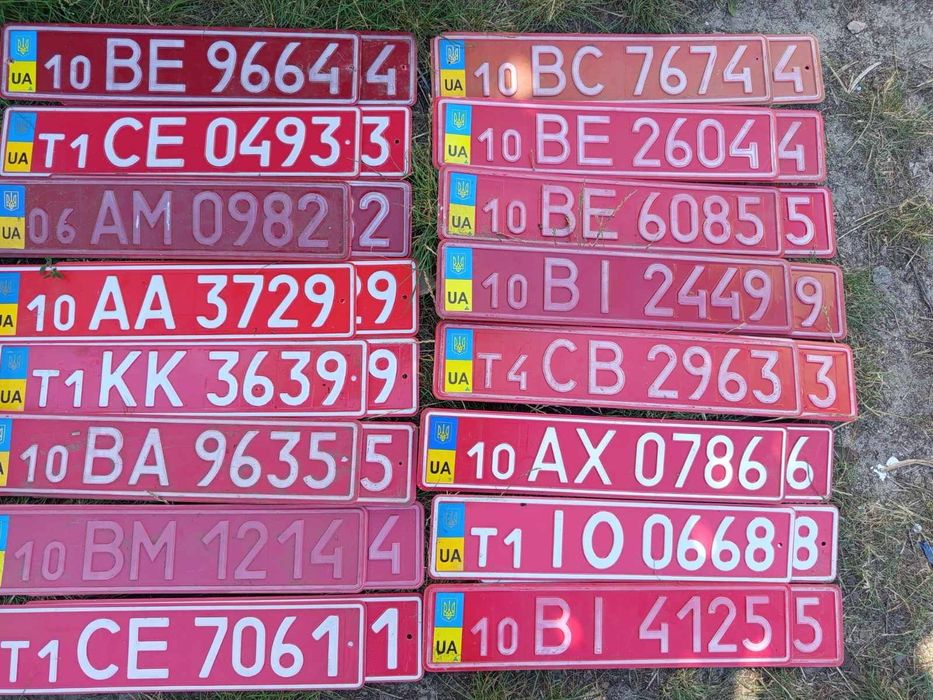 Продам таблички на фото