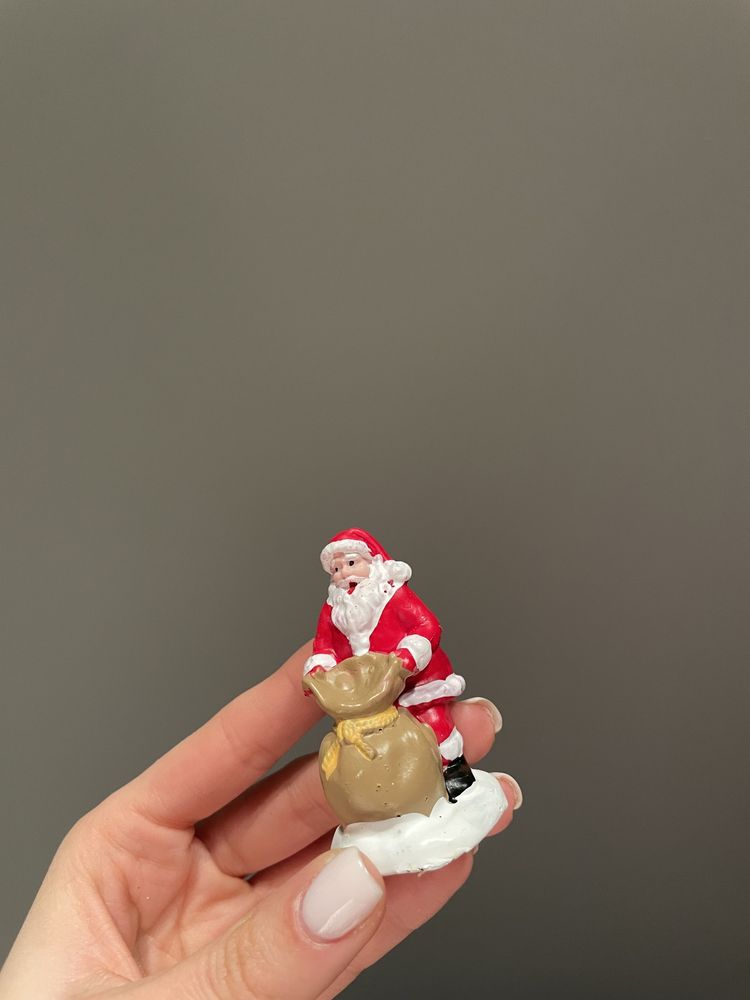Figurka Mikołaj mała