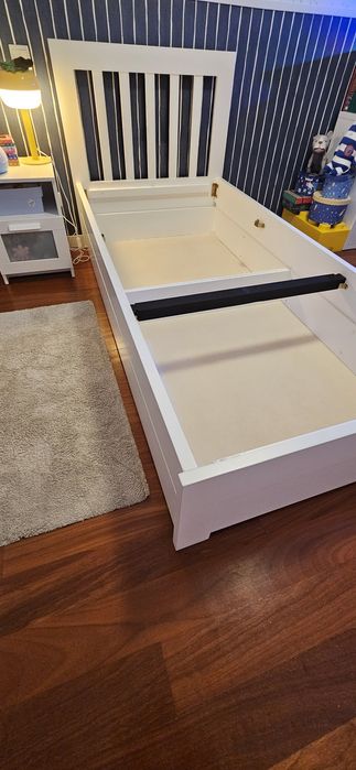 Cama Solteiro / Individual 90 cm lacada branco