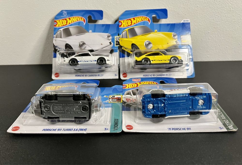 Модель Hot Wheels Porsche 911 Carrera RS 2.7