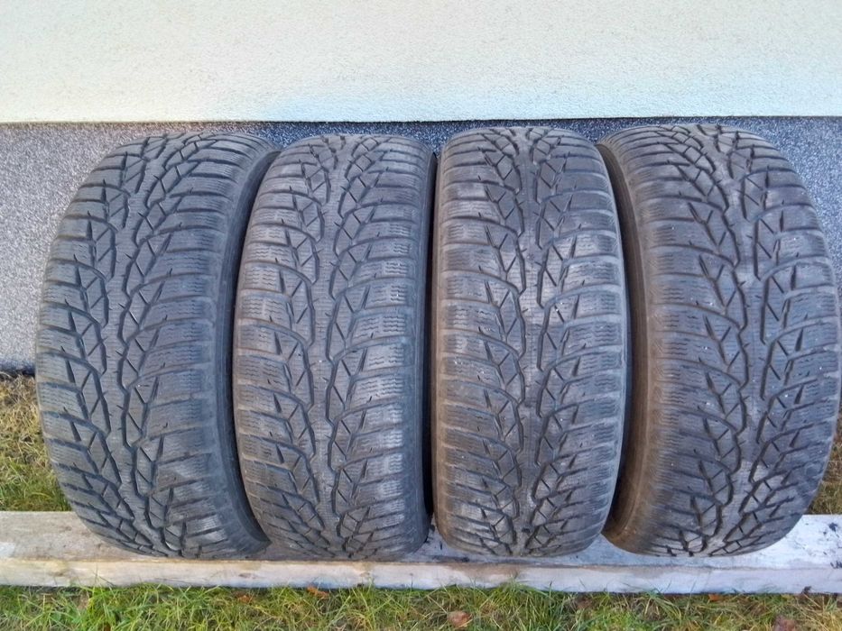 4 opony zimowe Nokian 195/50R15, bieżnik ok.7mm.