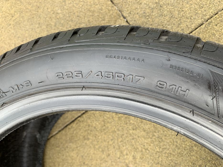 Зимова шина(резина) 225/45 R17 “GOOD*YEAR” UltraGrip Performance - 1шт