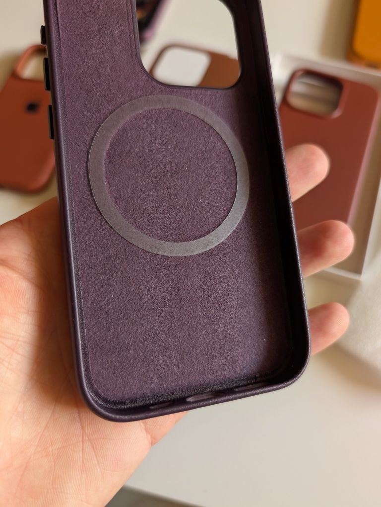 Ціна за всі чохли iPhone 15 Pro Magsafe Leather Silicon Case чехол