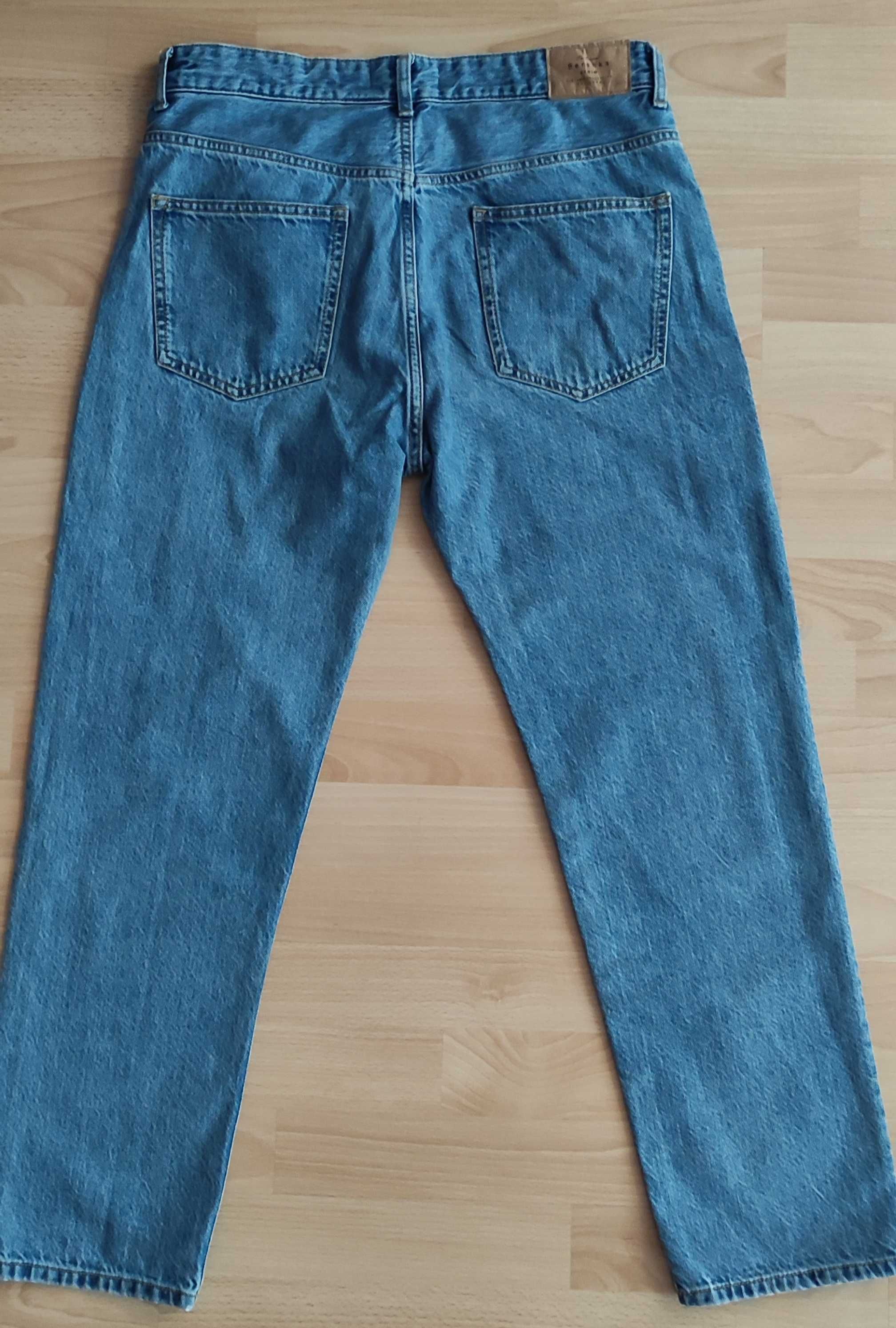 Spodnie jeansowe BERSHKA STRAIGHT rozm. 40