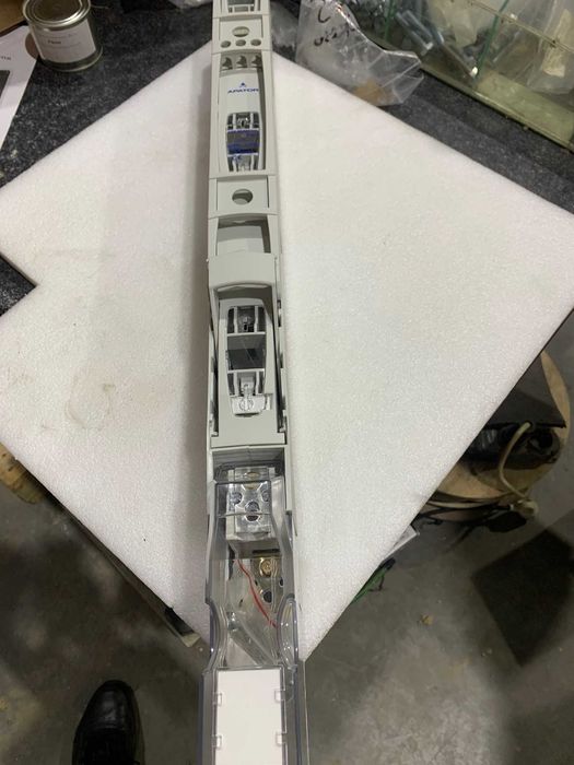 Вертикальний вимикач навантаження типу ARS