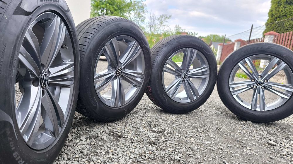 Koła VW Touareg Tiguan Seat Skoda BMW AUDI 19 cali 5x112 Opony 255/55