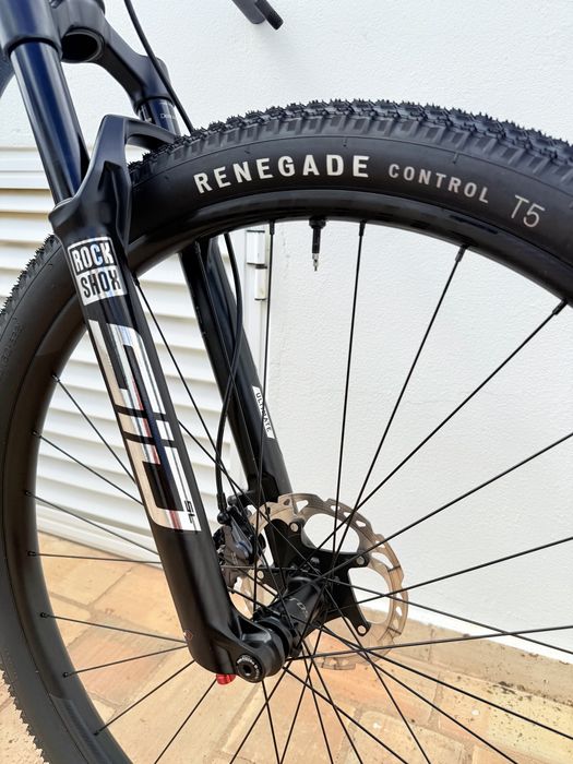 Bicicleta BTT SCOTT Scale RC Team