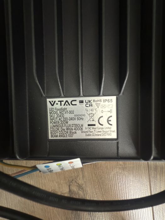 Naświetlacz LED 200W 160lm/W czarny - VT-302