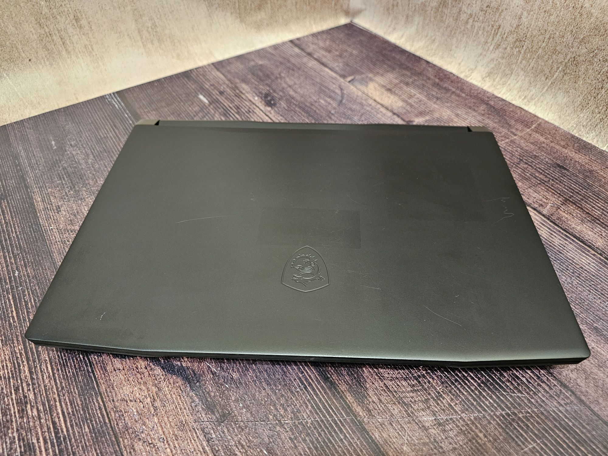 MSI Katana GF66 11UD (Core i7-11800H/16Gb/RTX 3050Ti/SSD 512Gb/144Hz)