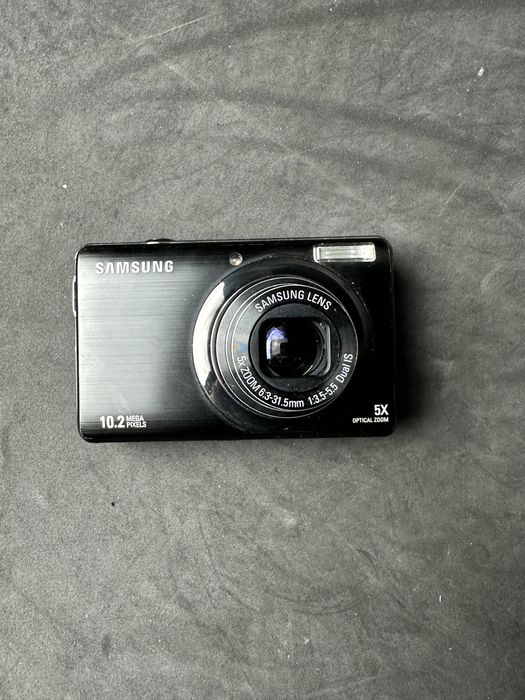 Цифровий фотоапарат Samsung PL-60