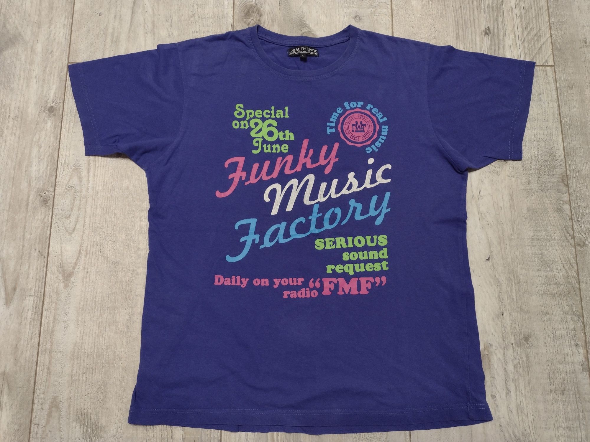 T-shirt L/40 Authentic