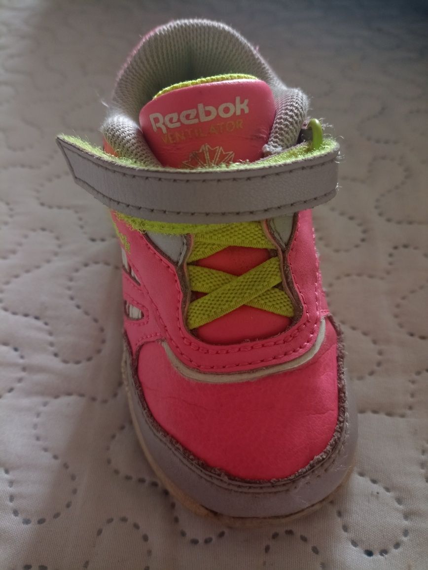 Buciki Reebok dla dziewczynki 19,5