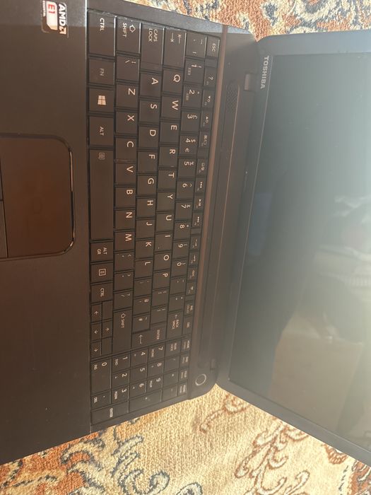 Okazja laptop toshiba  idealny stan na czesci