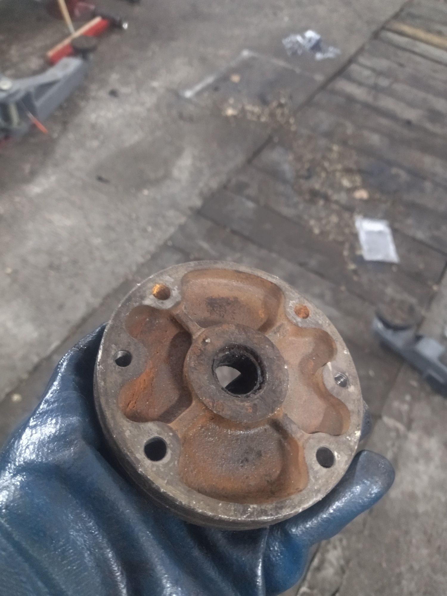 плита зчеплення 90512682F на jeep cherokee xj wj