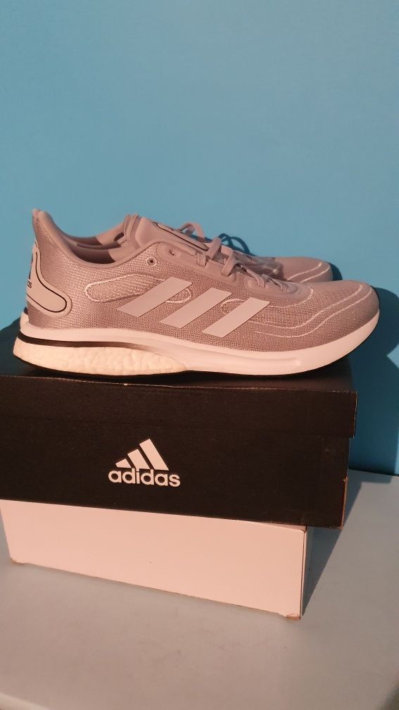 Buty męskie sportowe Adidas Supernova rozmiar 431/3 wkładka 27.5 cm