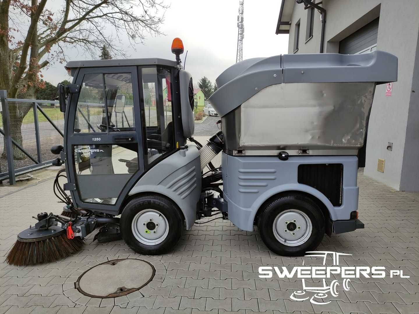 Hako Citymaster 1250 Zamiatarka 4x4 zima pług posypywarka myjka PM10