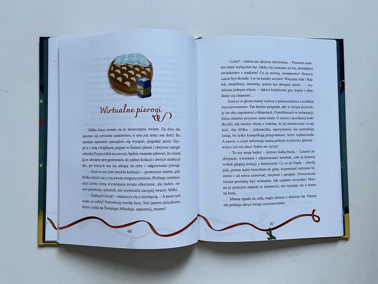 Książka "Pięć choinek, w tym jedna kradziona. Opowieść świąteczna" pl