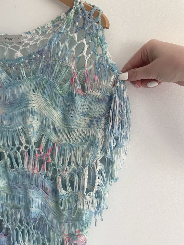 Boho ażurowa bluzka poncho narzutka na lato plażę szydełkowa