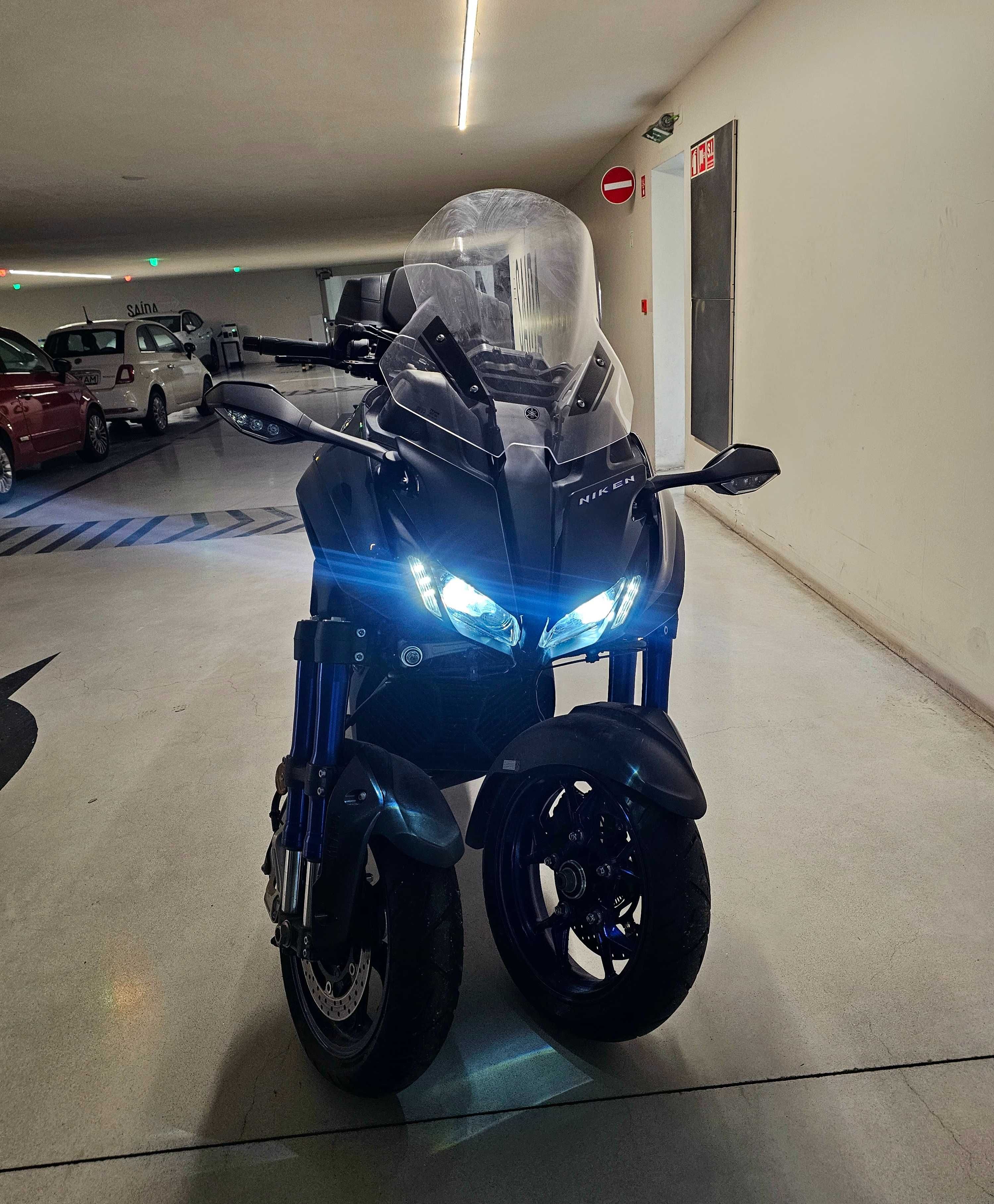 Yamaha Niken 2021 (MXT850)