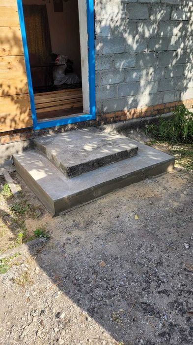 Продам дачу (дім підходить для круглорічного проживання),ж/м Північний