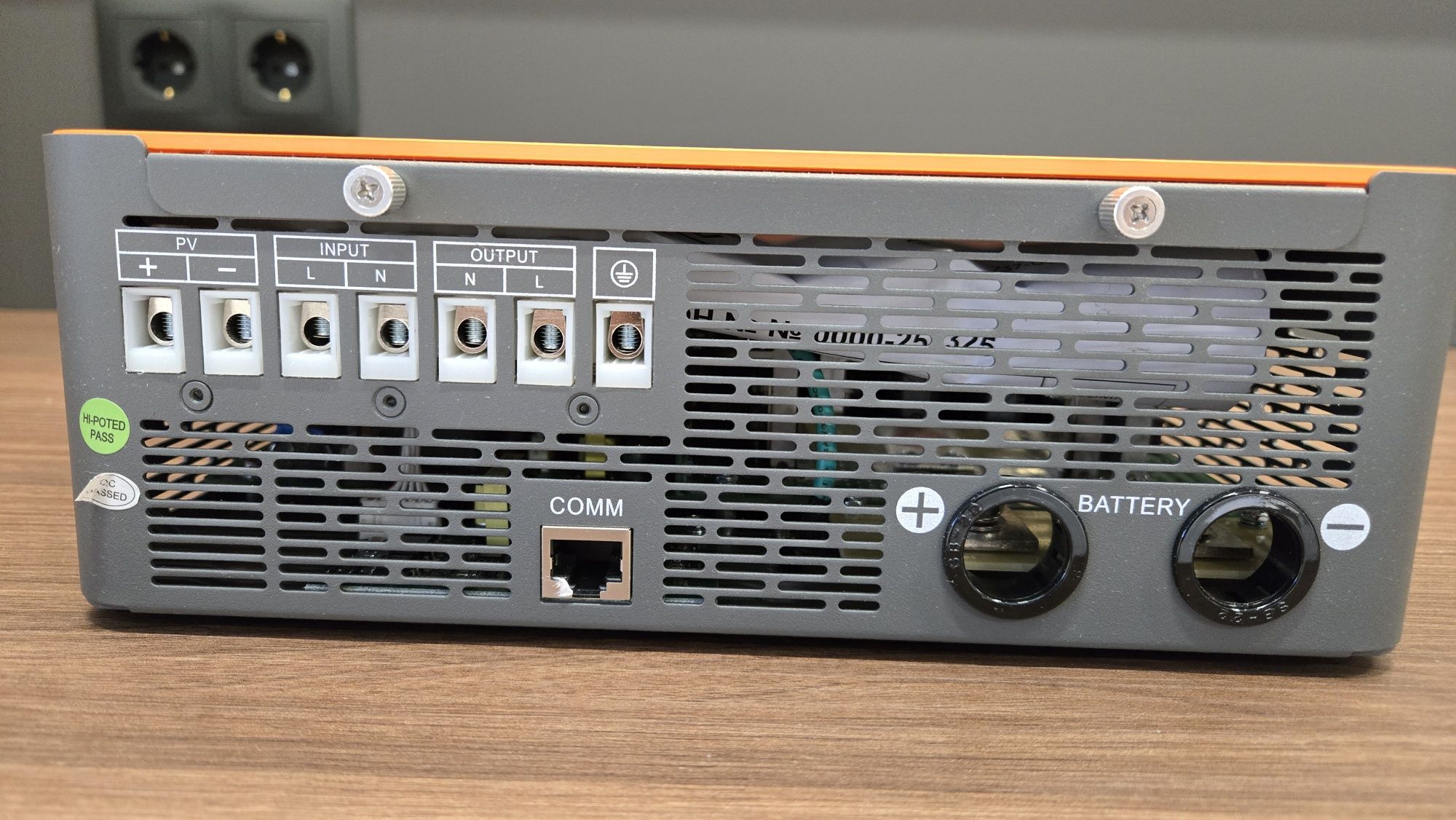 Гібридний інвертор PowMr 4500W 24V POW-HVM4.5K-24V