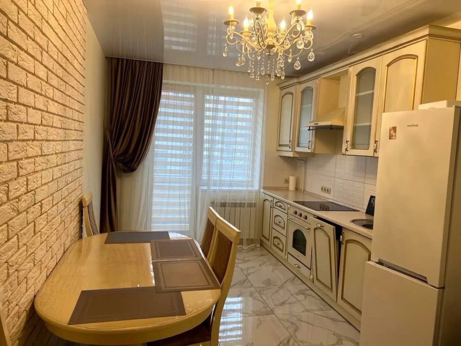 Здається в оренду 2-ох кімнатна квартира Боздош