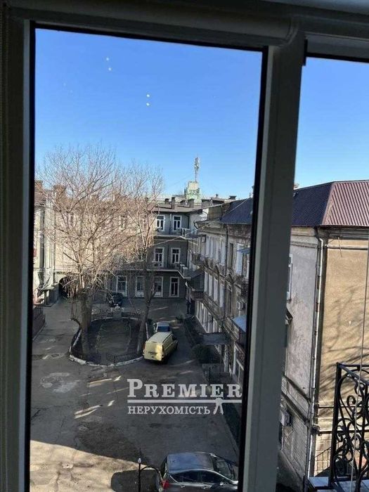 Новий хостел в самому серці Одеси поруч з Дерибасівською