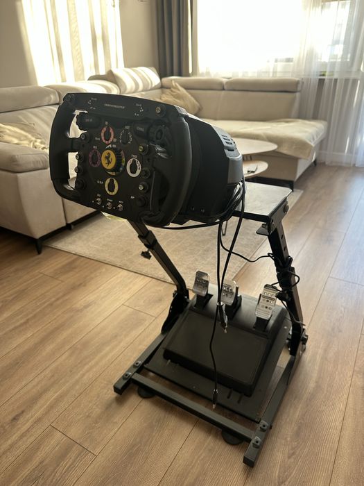 Thrustmaster T300 Ferrari Alcantara Edition - stan idealny