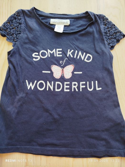 Granatowa bawełniana bluzka koszulka T-shirt z krótkim ozdobnym rękawe