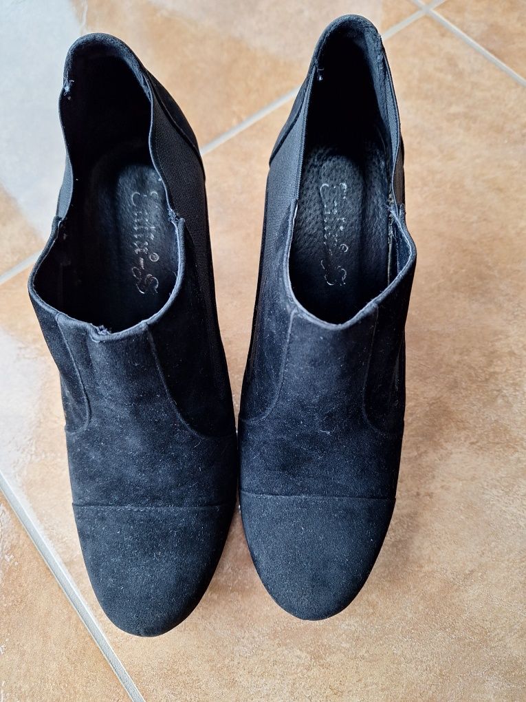 Buty na platformie botki zamszowe czarne r.39