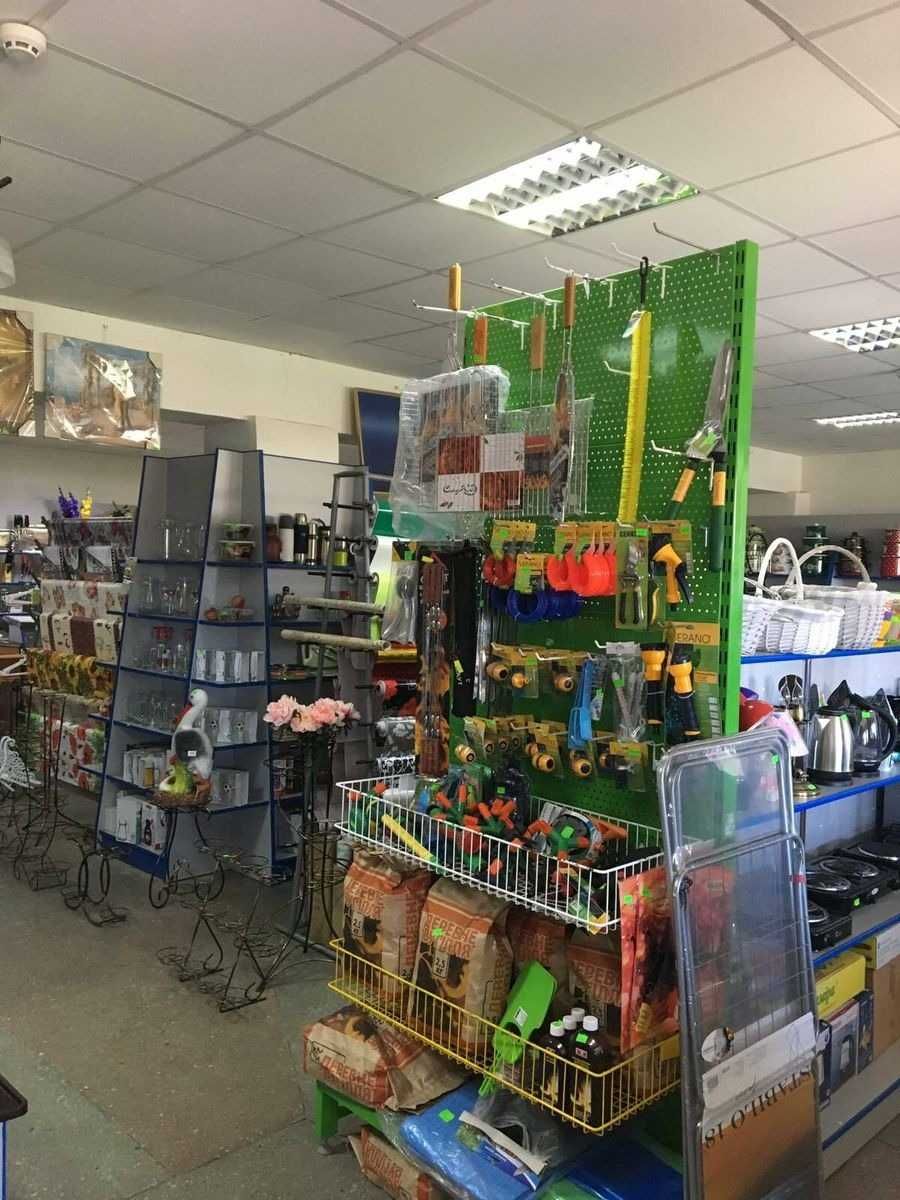 Сдам в оренду комерцiйне примiщення(магазин)в м.Мена,площа 635 кв.м
