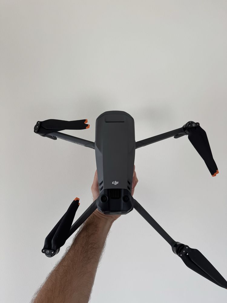 DJI Mavic 3 V2.0 - Dupla Camara