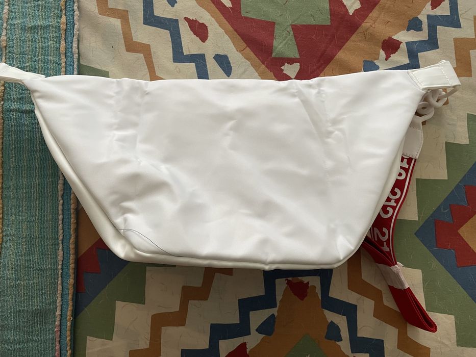 Bolsa carolina herrera 212 nova