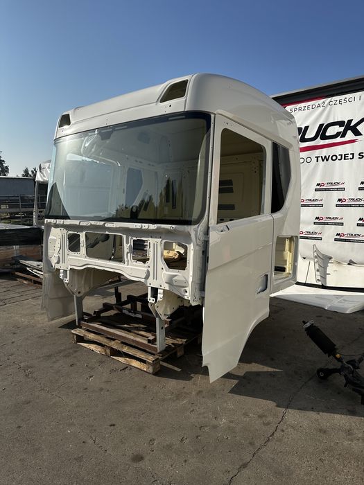 Kabina scania CS20N