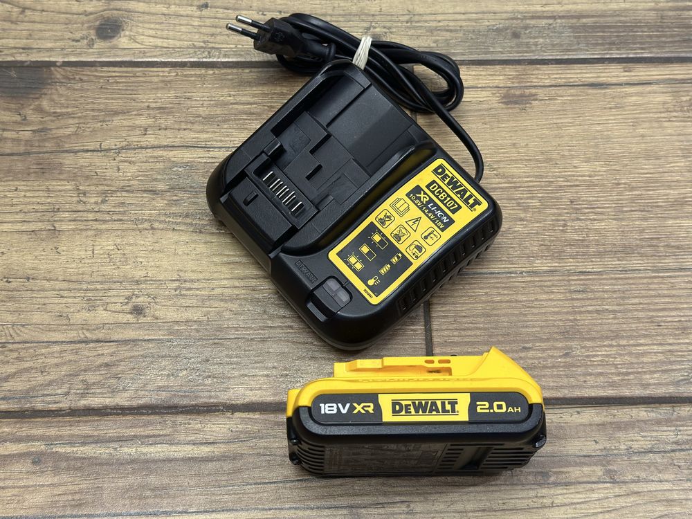 Zestaw | akumulator, bateria 18V 2Ah 2024r. | ładowarka DCB107 DeWalt