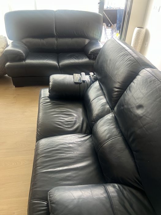 2 sofas pele usados