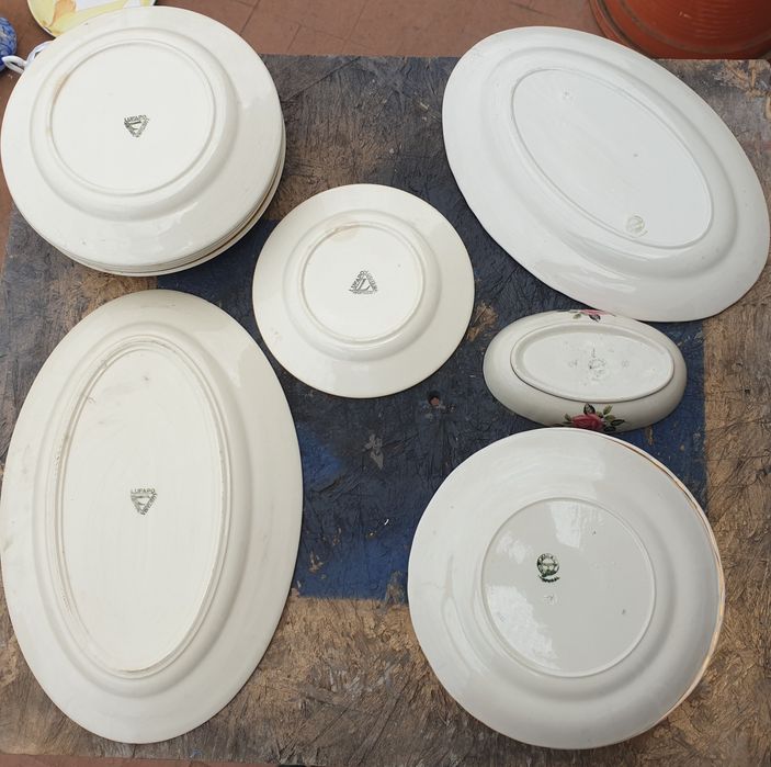 Loiça antiga Sacavem e Lusitânia