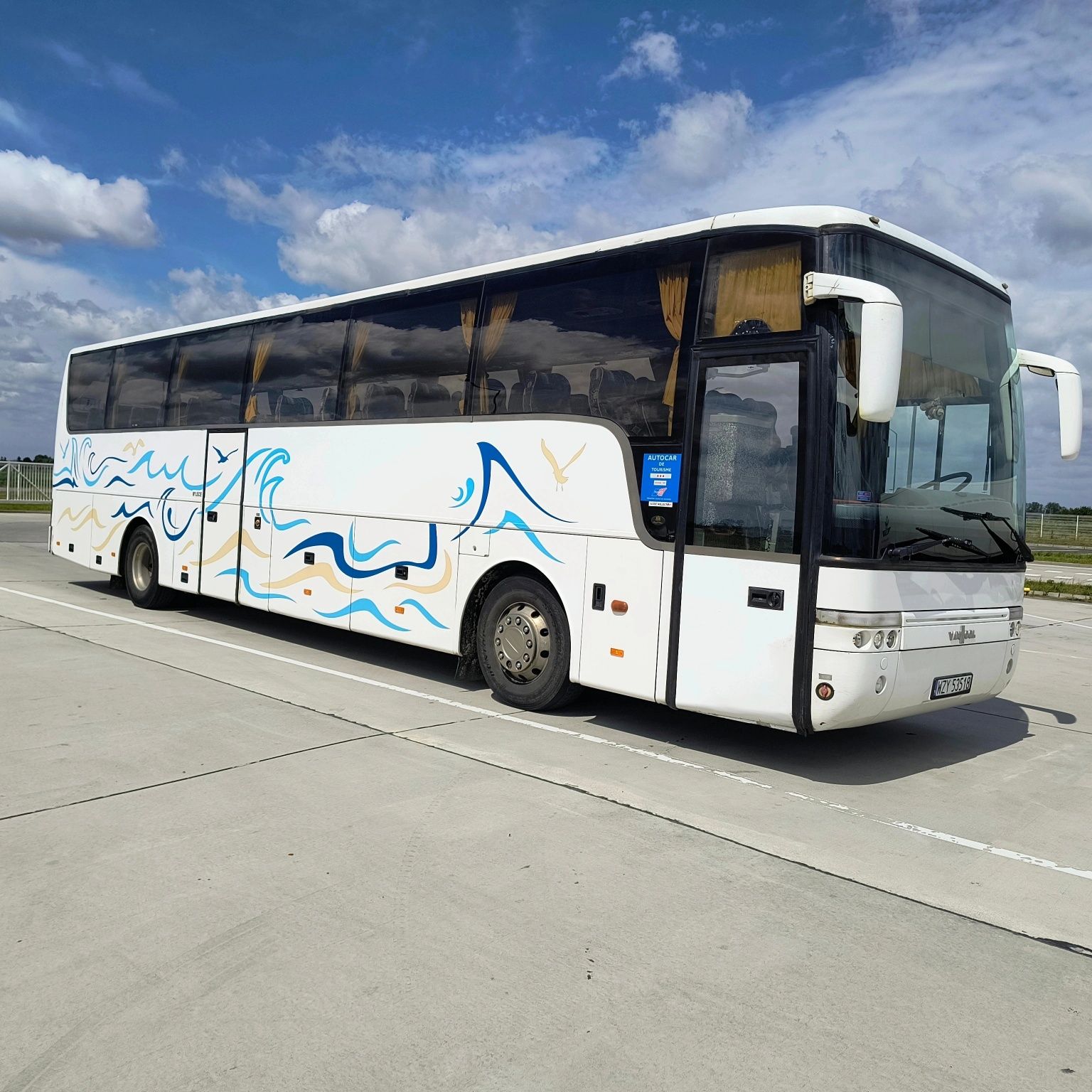 Przewóz osób wynajem autokaru busa autobusu busów